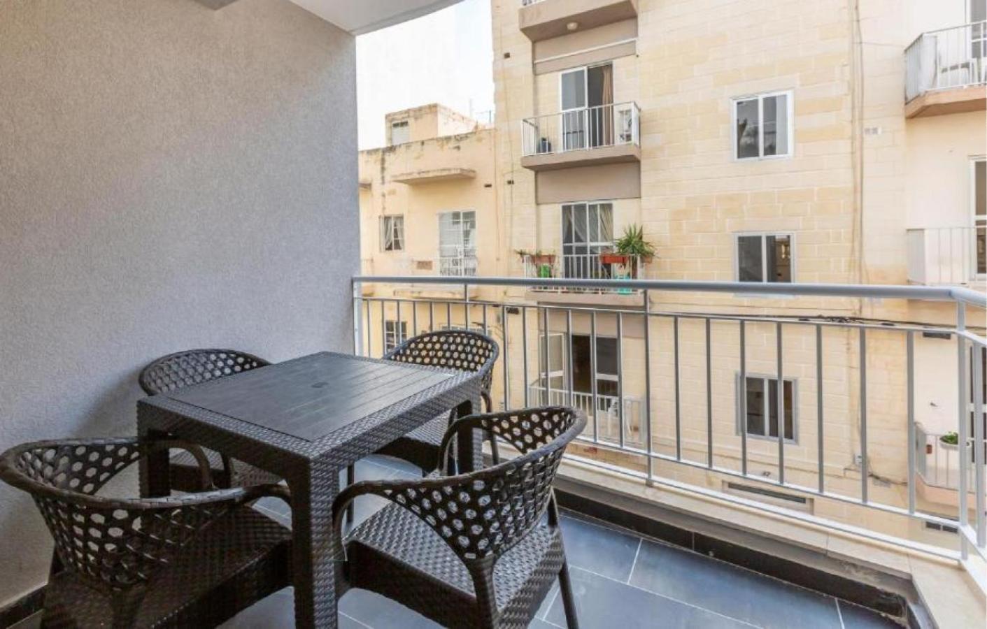 New 3 Bedroom A1 *